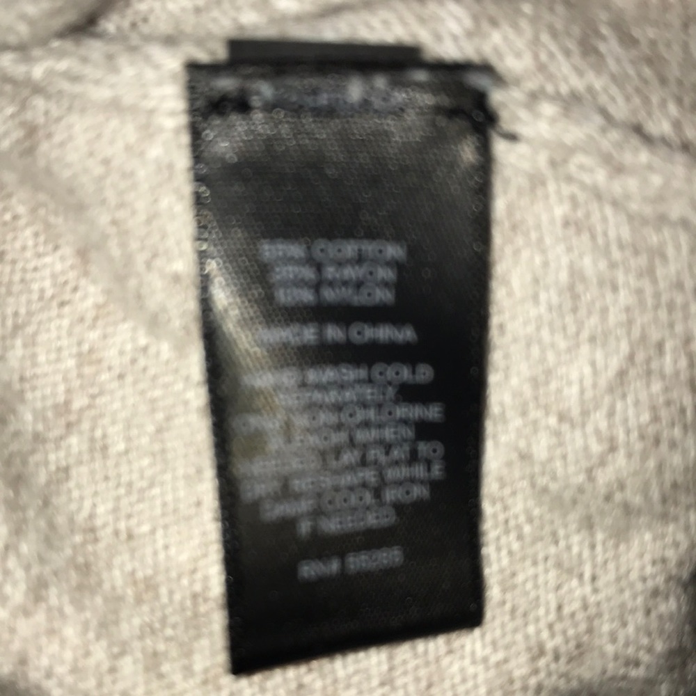 Express Sweater - Picture 8 of 8